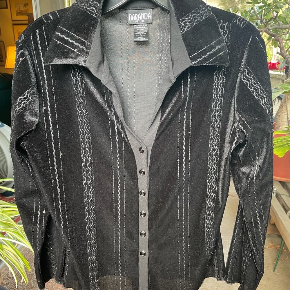 BARANDA Black sequin and beaded evening dress shirt.